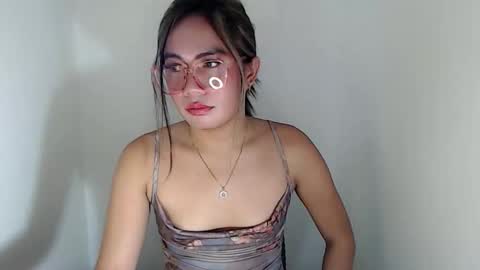 Snapshot of itsurgil_kloeh chatting on 25, 11, 2025 itsurgil_kloeh online show from 25, 11, 2025