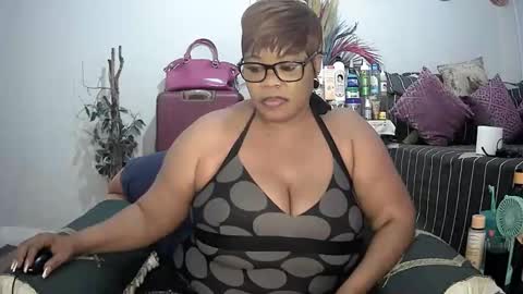 itumeleng74 online show from 21, 1, 2025