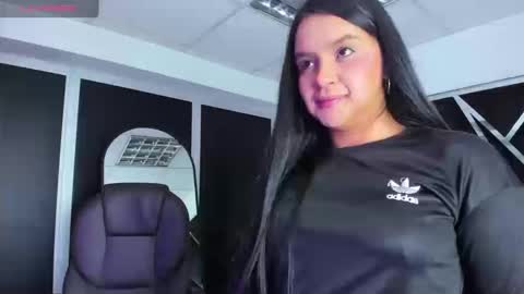 Snapshot of ivannaa18 chatting on 19, 9, 2025 ivannaa18 online show from 19, 9, 2025