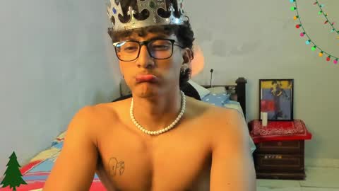 Snapshot of ivano_jones chatting on 12, 12, 2024 Ivano online show from 12, 12, 2024