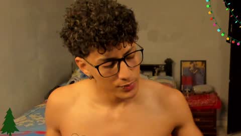 Snapshot of ivano_jones chatting on 20, 12, 2024 Ivano online show from 20, 12, 2024