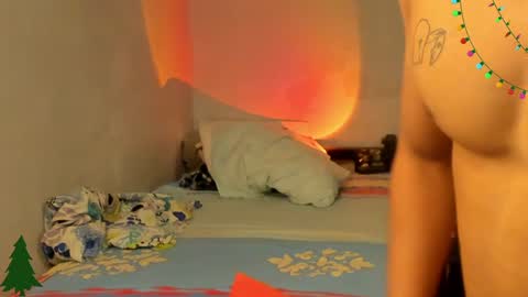 Snapshot of ivano_jones chatting on 21, 12, 2024 Ivano online show from 21, 12, 2024