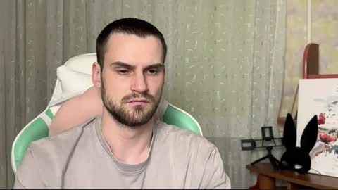 Snapshot of iveran_love1 chatting on 8, 11, 2025 iveran online show from 8, 11, 2025