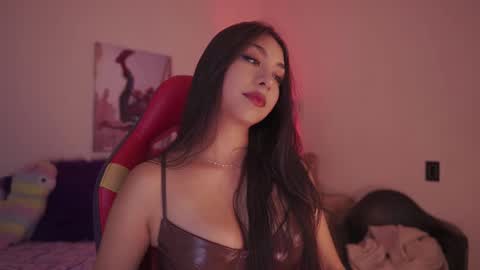 iveet  online show from 25, 11, 2025