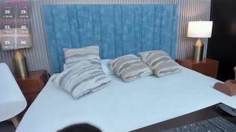 Valeria Sanders online show from 19, 11, 2025