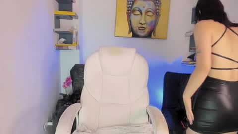 Ivonne  online show from 29, 10, 2025