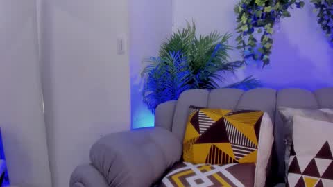 ivonne_torres online show from 5, 11, 2025