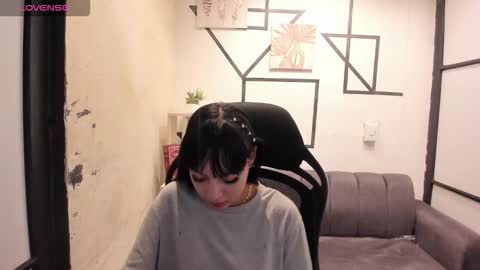 ivonneprince online show from 3, 10, 2025