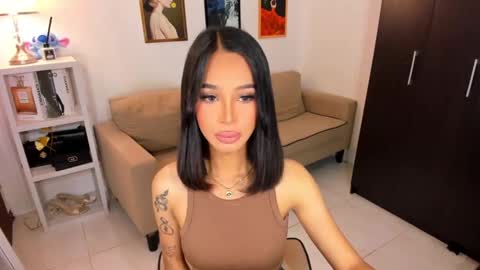 kirstenelsie online show from 11, 3, 2025
