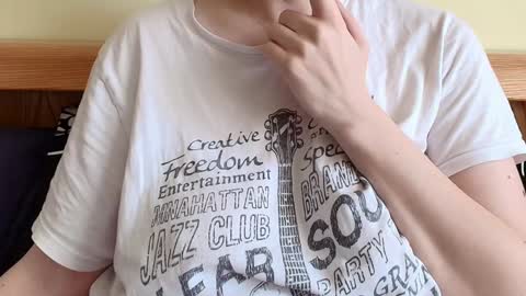 Snapshot of ivoryorchid chatting on 30, 1, 2025 Ivory online show from 30, 1, 2025