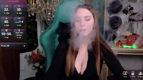 Snapshot of ivorywood_ chatting on 9, 11, 2025 ivorywood_ online show from 9, 11, 2025