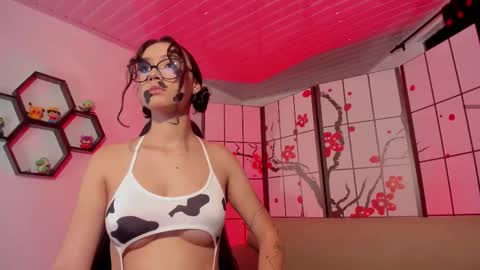 Ivy online show from 28, 10, 2025