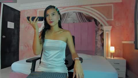 Snapshot of ivy_rae_xxx chatting on 25, 10, 2025 Ivy Rae online show from 25, 10, 2025