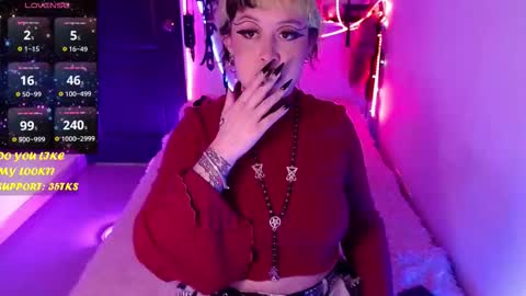 Snapshot of ivy_rosse chatting on 24, 10, 2025 You can find more of me here online show from 24, 10, 2025