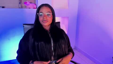 i v y  b l i s s online show from 28, 1, 2025