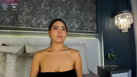 Snapshot of ivyellis chatting on 21, 10, 2025 ivyellis online show from 21, 10, 2025