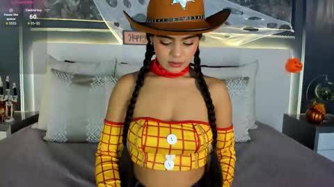 Snapshot of ivyellis chatting on 30, 10, 2025 ivyellis online show from 30, 10, 2025