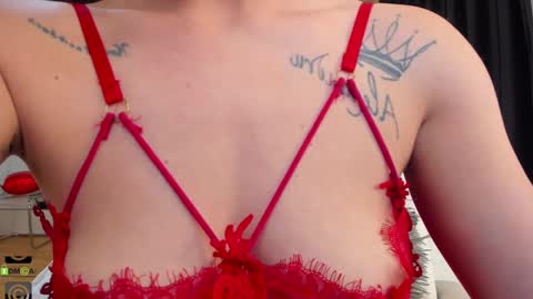 Snapshot of ivyfoxx_ chatting on 14, 2, 2025 IvyFox online show from 14, 2, 2025
