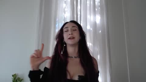 Snapshot of ivyrosiex chatting on 11, 11, 2025 Ivy Rosie online show from 11, 11, 2025