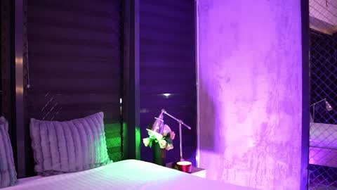 IvyRowa online show from 30, 12, 2024