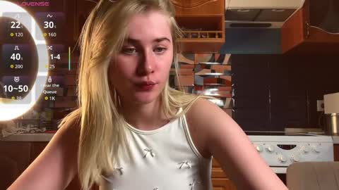 Snapshot of ivywairley chatting on 1, 4, 2026 ivywairley online show from 1, 4, 2026