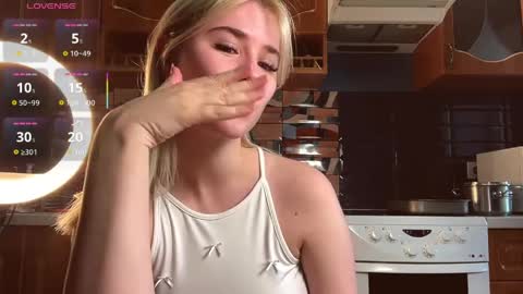 Snapshot of ivywairley chatting on 3, 4, 2026 ivywairley online show from 3, 4, 2026