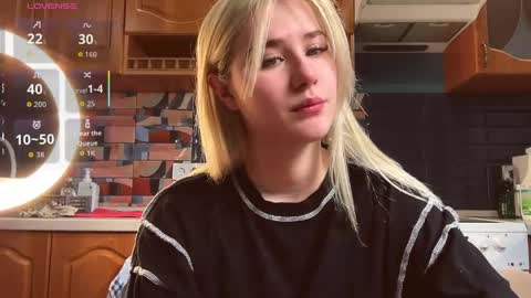 Snapshot of ivywairley chatting on 4, 4, 2026 ivywairley online show from 4, 4, 2026