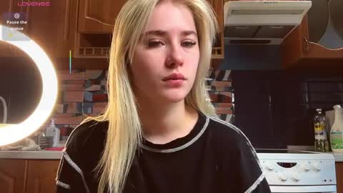 Snapshot of ivywairley chatting on 5, 4, 2026 ivywairley online show from 5, 4, 2026