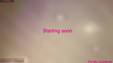 Snapshot of ivyy_pierce chatting on 4, 10, 2025 Ivy Pierce online show from 4, 10, 2025