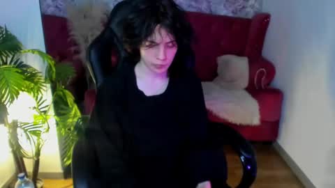 Snapshot of iwillfall_ chatting on 5, 3, 2025 Maxim online show from 5, 3, 2025