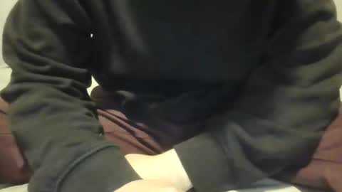 Snapshot of j24781043 chatting on 4, 12, 2025 ShyAlexX online show from 4, 12, 2025