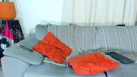 Snapshot of j_calix chatting on 3, 12, 2024 Calix Independient model Insta and twt Calixsnake online show from 3, 12, 2024