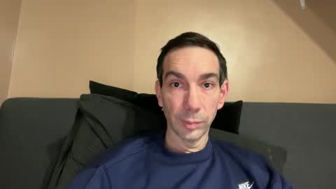 Snapshot of j_dc chatting on 28, 11, 2025 j_dc online show from 28, 11, 2025