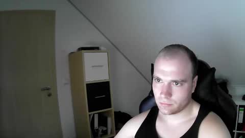 Snapshot of j_german783377 chatting on 15, 11, 2025 here4y online show from 15, 11, 2025