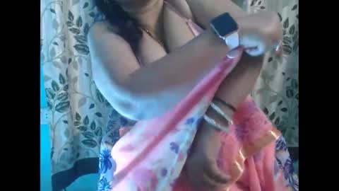 Snapshot of jaan80096 chatting on 4, 11, 2025 jaan80096 online show from 4, 11, 2025