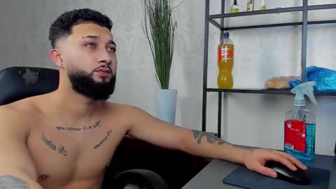 JaceZachary online show from 28, 1, 2025