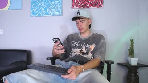 Snapshot of jack_norizz chatting on 13, 12, 2024 INDEPENDENT MODEL online show from 13, 12, 2024