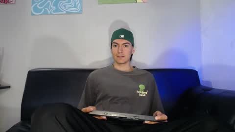 Snapshot of jack_norizz chatting on 10, 1, 2025 INDEPENDENT MODEL online show from 10, 1, 2025