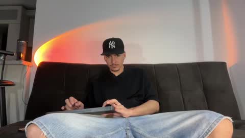 Snapshot of jack_norizz chatting on 10, 9, 2025 INDEPENDENT MODEL online show from 10, 9, 2025