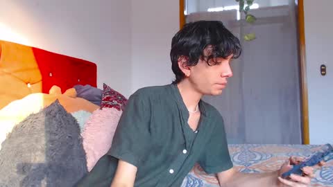 Snapshot of jack_s21 chatting on 4, 4, 2026 Laick online show from 4, 4, 2026