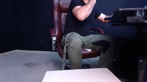 Snapshot of jackethann chatting on 12, 11, 2025 JackEthan online show from 12, 11, 2025