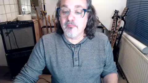 Jack independent model  online show from 25, 2, 2026