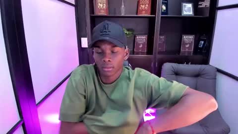 Snapshot of jacksonmuller_ chatting on 27, 10, 2025 Jackson online show from 27, 10, 2025