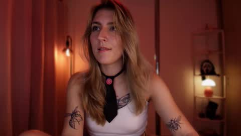 Linda Sofia help me get to 100 thumbs up online show from 14, 3, 2026