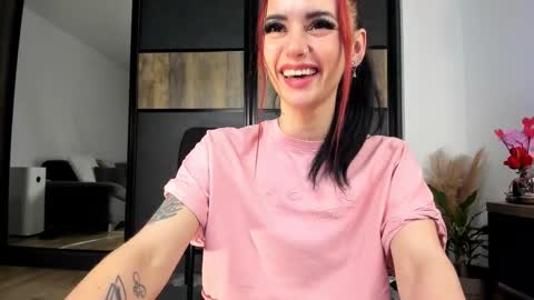 Jacqueline online show from 5, 2, 2026