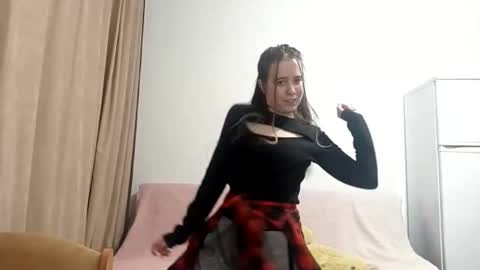 jacquelynsundin online show from 7, 10, 2025