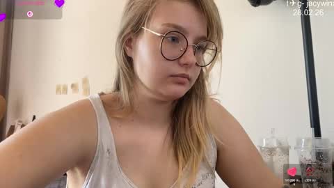 jacywinslat online show from 28, 2, 2026