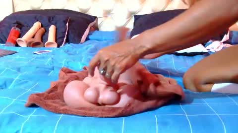 Snapshot of jadamills chatting on 12, 11, 2025 Jada online show from 12, 11, 2025