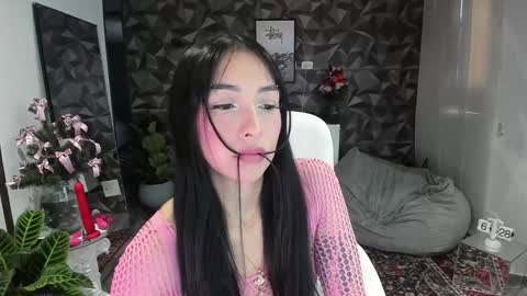 Snapshot of jade_porn chatting on 17, 12, 2024 Jade independent model online show from 17, 12, 2024