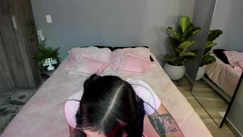Snapshot of jade_porn chatting on 9, 1, 2025 Jade independent model online show from 9, 1, 2025